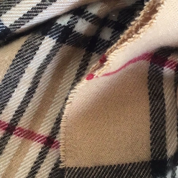 VINTAGE TARTAN PLAID SCARF - Picture 6 of 6